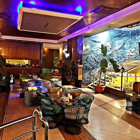 Aquarium Hotel Riyad Extérieur photo