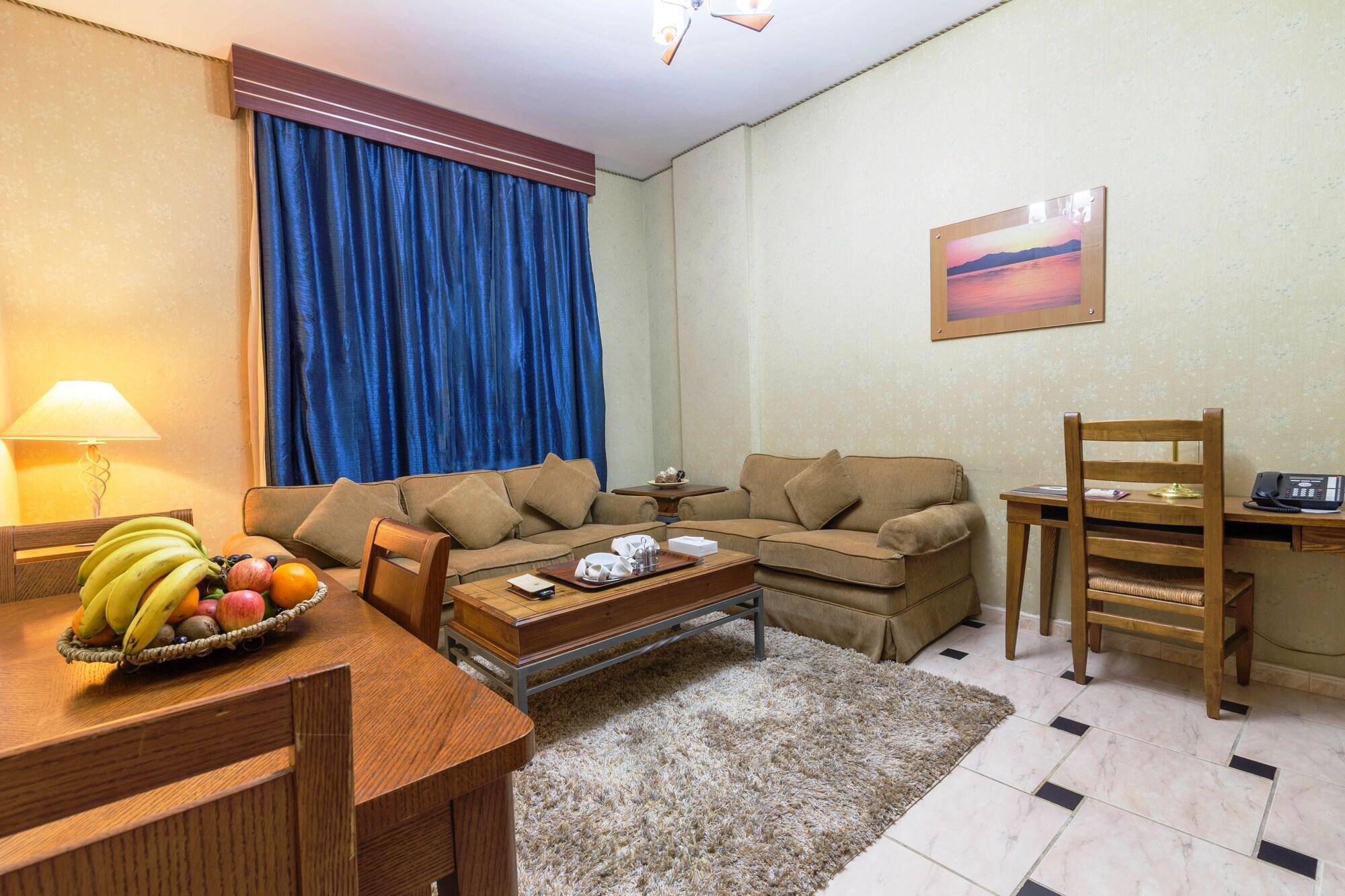 Aquarium Hotel Riyad Extérieur photo