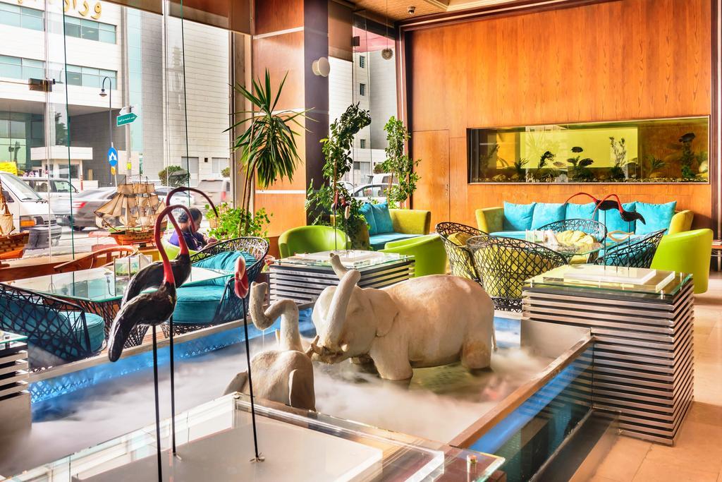 Aquarium Hotel Riyad Extérieur photo