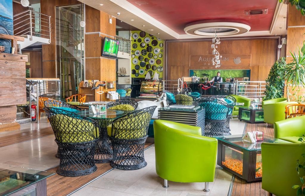 Aquarium Hotel Riyad Extérieur photo