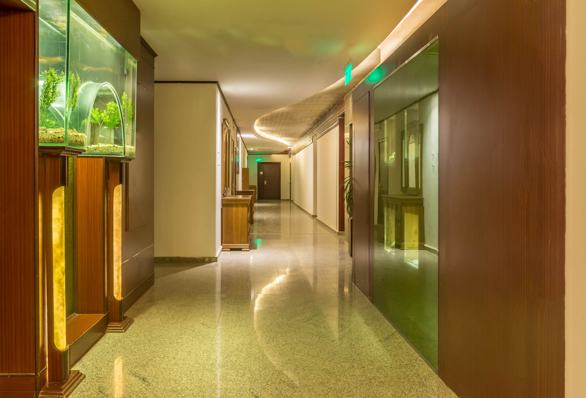 Aquarium Hotel Riyad Extérieur photo