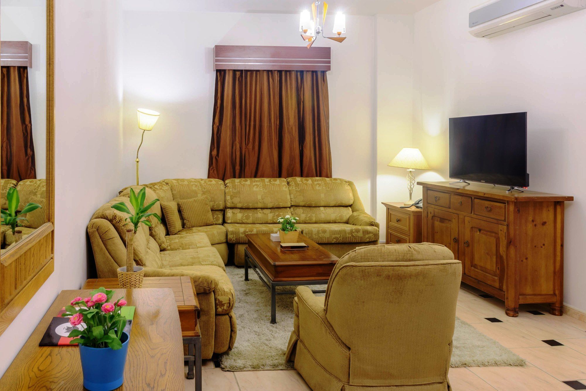 Aquarium Hotel Riyad Extérieur photo